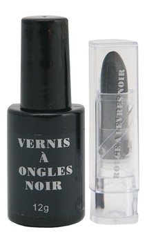 Rouge à lèvres et vernis à ongles noir